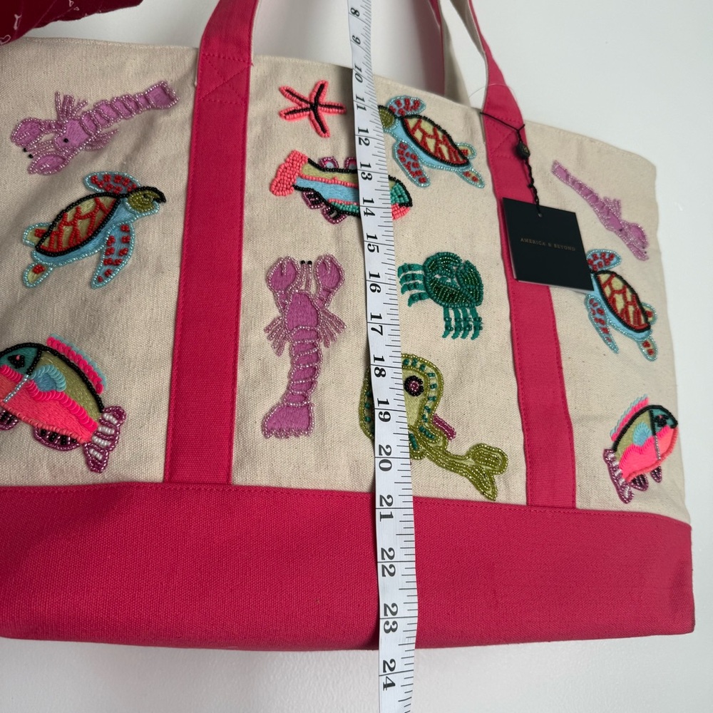 Underwater tales Pink and Cream Embroidered beaded Tote Bag boat bag - Picture 3 of 8